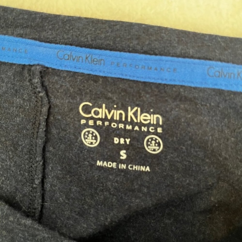 Calvin Klein Performance Shirt - Picture 4 of 4